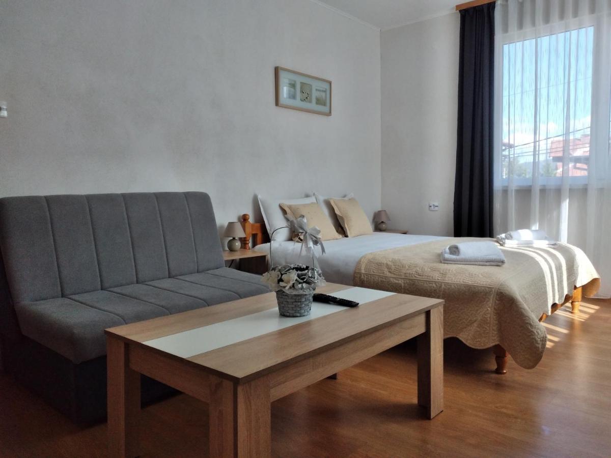 Holiday Guest House Kemo Sapareva Banya Bagian luar foto