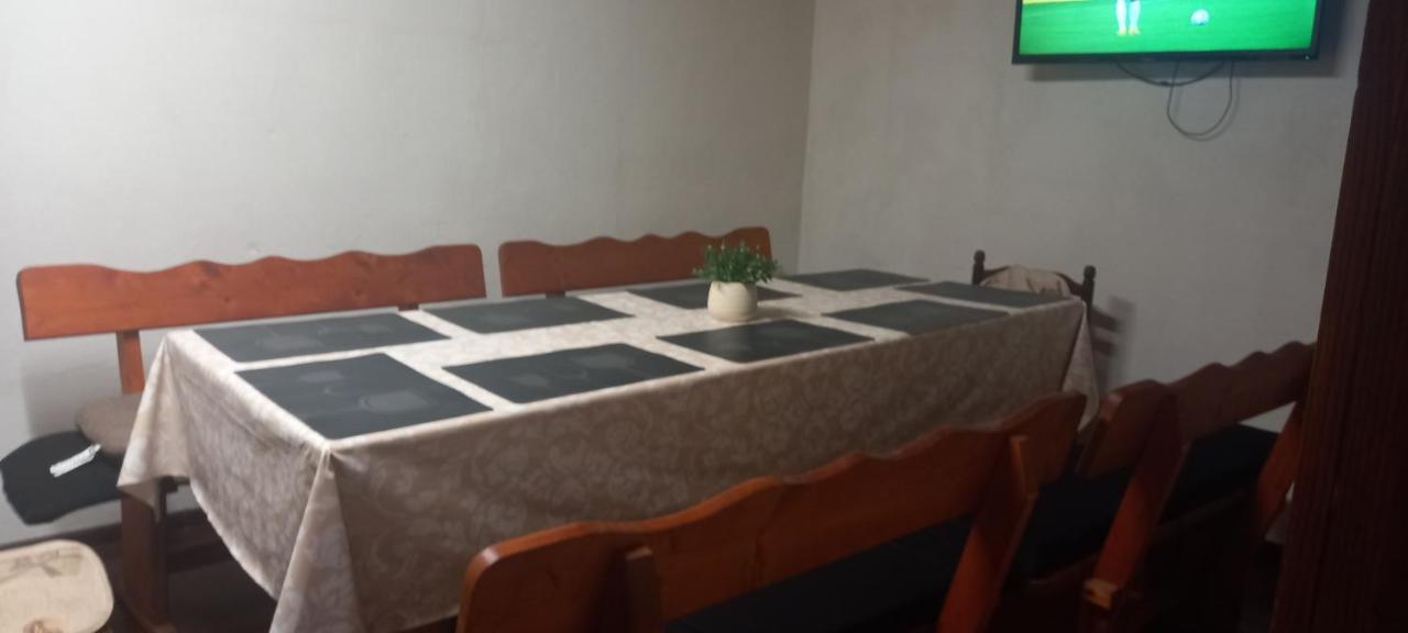 Holiday Guest House Kemo Sapareva Banya Bagian luar foto
