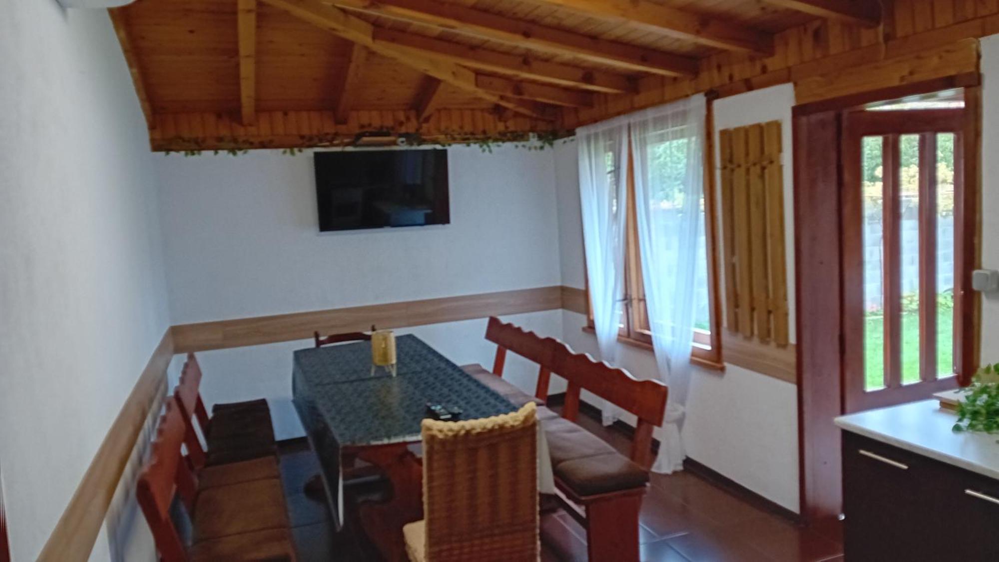 Holiday Guest House Kemo Sapareva Banya Bagian luar foto